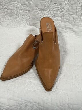 Sbicca Cognac Leather Slip-On Pointed Mules